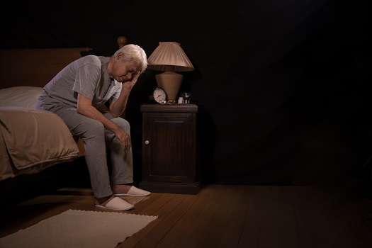 How Do I Know If My Parent with Dementia Needs Awake Overnight Supervision?