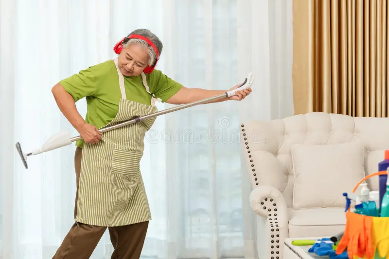 What Is Included in Senior Housekeeping Services in Indianapolis?