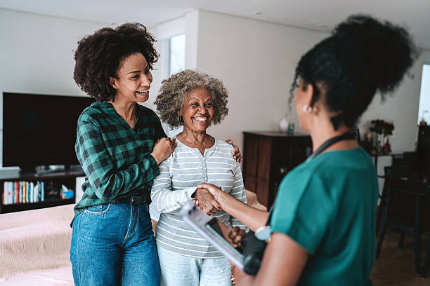 Can Assisted Living Residents Hire an Outside Caregiver?